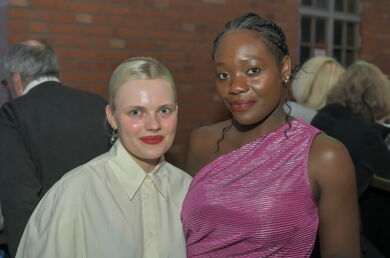 Emma Falck, Kathy Etoa