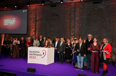 Alle Preisträger*innen und Laudator*innen